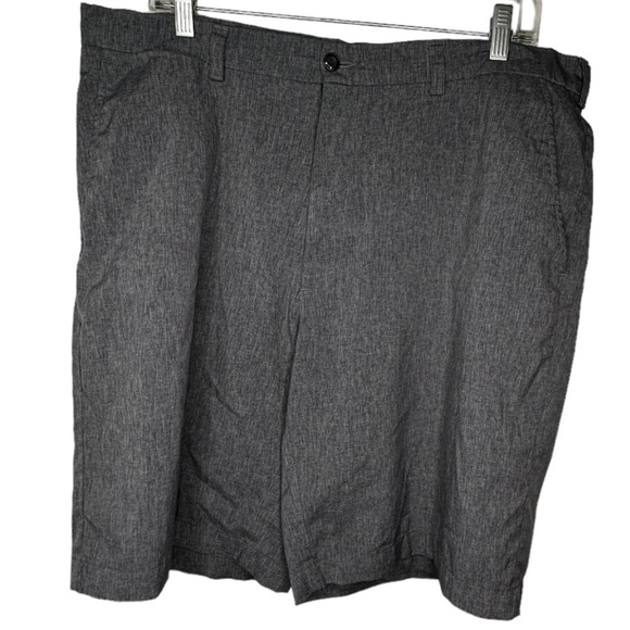 Grand‎ Slam Shorts - Picture 1 of 5